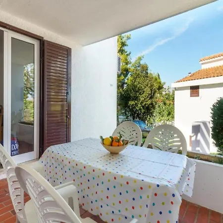 Lumbarda Resort Apartments